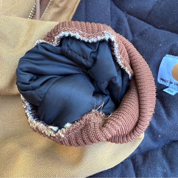 Vintage Carhartt J140 BRN Hooded Active Jacket Quilted Men’s size XXL 2XL Wheat - Picture 7 of 12